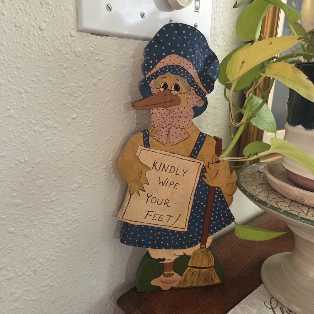 Vintage Wooden Duck Decor Kindly Wipe Your Feet Broom Granny Mother Duck 15 Inch
